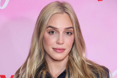 Amerikalı podcaster Alex Cooper (Alexandra Cooper) Netflix 'in' XO, Kitty 'sezonunun Los Angeles Premiere Event' ine 11 Mayıs 2023 'te Hollywood, Los Angeles, Kaliforniya, ABD' de düzenlenen Netflix Tudum Theater 'a geldi.. 