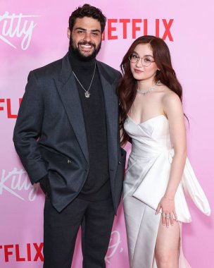 Noah Centineo ve Anna Cathcart, Netflix 'in 1. Sezon' XO, Kitty 'adlı filminin Los Angeles Premiere Organizasyonu' na 11 Mayıs 2023 'te Hollywood, Los Angeles, Kaliforniya, ABD' de düzenlenen Netflix Tudum Tiyatrosu 'na geldiler.. 