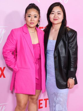 Shirley Song ve Jina An, Netflix 'in' XO, Kitty 'sezonunun Los Angeles' taki ilk etkinliğine 11 Mayıs 2023 'te Hollywood, Los Angeles, Kaliforniya, ABD' deki Netflix Tudum Tiyatrosu 'nda geldiler.. 