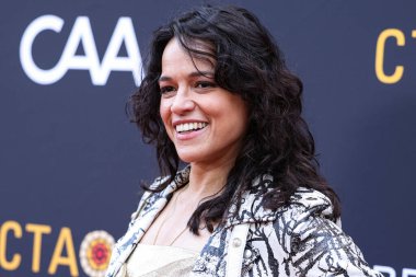 Michelle Rodriguez, 20 Mayıs 2023 'te Universal Stüdyoları Backlot' ta düzenlenen Charlize Theron Africa Yardım Projesine (CTAOP) ulaştı.. 