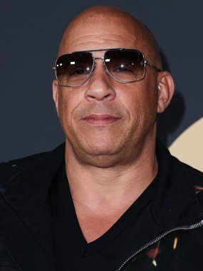 Vin Diesel, 20 Mayıs 2023 'te Universal Stüdyoları Backlot' ta düzenlenen Charlize Theron Africa Yardım Projesine (CTAOP) ulaşır.. 