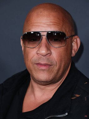 Vin Diesel, 20 Mayıs 2023 'te Universal Stüdyoları Backlot' ta düzenlenen Charlize Theron Africa Yardım Projesine (CTAOP) ulaşır.. 