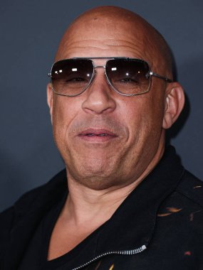 Vin Diesel, 20 Mayıs 2023 'te Universal Stüdyoları Backlot' ta düzenlenen Charlize Theron Africa Yardım Projesine (CTAOP) ulaşır.. 