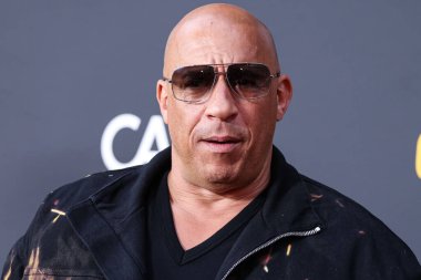Vin Diesel, 20 Mayıs 2023 'te Universal Stüdyoları Backlot' ta düzenlenen Charlize Theron Africa Yardım Projesine (CTAOP) ulaşır.. 