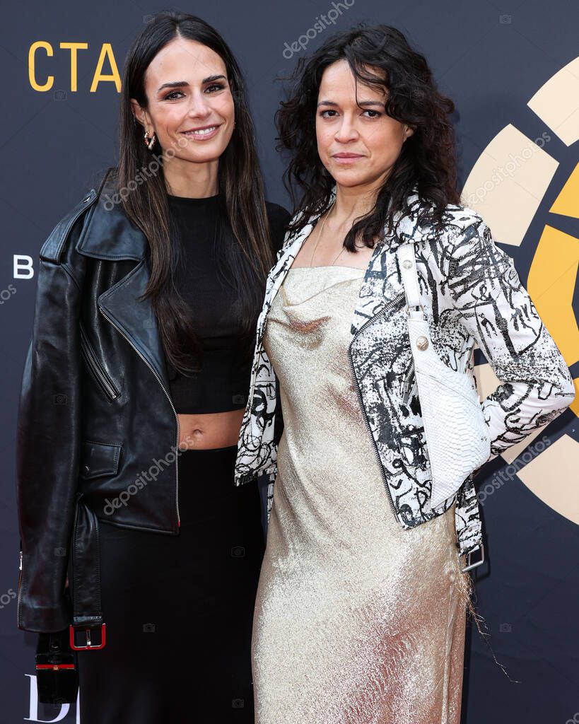 Jordana Brewster y Michelle Rodríguez llegan al Charlize Theron Africa