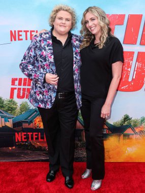 Fortune Feimster ve Jacquelyn Smith, Netflix 'in' FUBAR '1. sezonunun Los Angeles Premiere' ine vardılar.. 