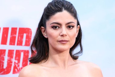 Tiffany ve Co. 'dan takılar takan Amerikalı aktris Monica Barbaro, 22 Mayıs 2023' te Los Angeles, Kaliforniya, Los Angeles 'taki The Grove 14' te düzenlenen Netflix 'in' FUBAR '1. sezonunun Los Angeles Premiere' ine ulaştı..