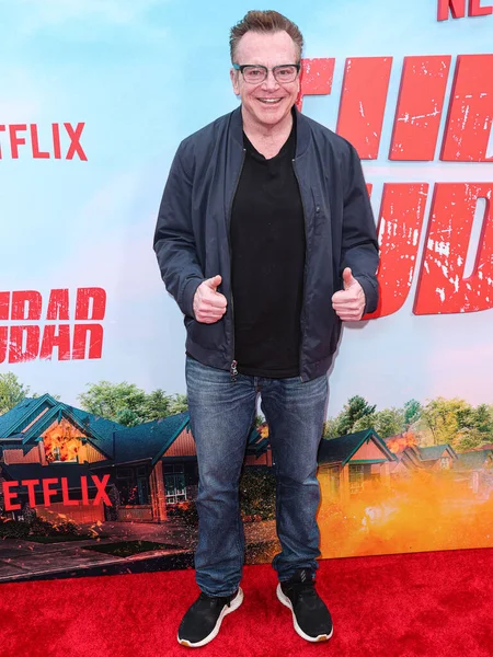 Amerykański Aktor Komik Tom Arnold Przybywa Premierę Pierwszego Sezonu Netflix — Zdjęcie stockowe