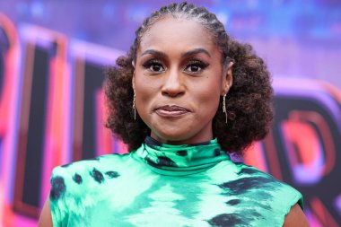 Amerikalı aktris Issa Rae, 30 Mayıs 2023 'te Westwood, Los Angeles, Kaliforniya, ABD' deki Regency Village Theater 'da düzenlenen' Örümcek Adam: Across the Spider Verse 'filminin dünya prömiyerine geldi..