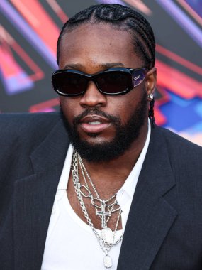 Amerikalı aktör, şarkıcı ve rapçi Shameik Moore, 30 Mayıs 2023 'te Westwood, Los Angeles, Kaliforniya, ABD' deki Regency Village Theater 'da düzenlenen Sony Pictures Animation' ın 'Örümcek Adam: Across the Spider Verse' adlı filminin dünya prömiyerine geldi..