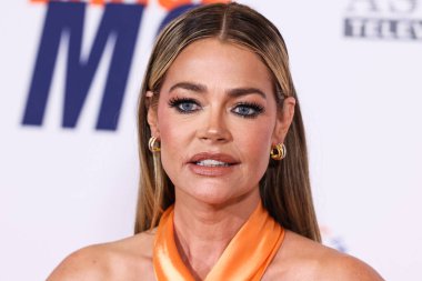 Amerikalı aktris, televizyon kişiliği ve eski manken Denise Richards, 2 Haziran 2023 'te Century City, Los Angeles, Kaliforniya, ABD' deki Fairmont Century Plaza 'da düzenlenen 30.. 