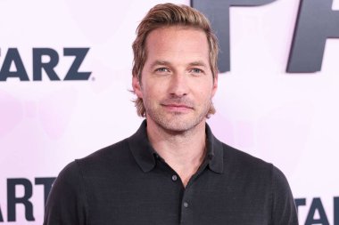 Amerikalı aktör, girişimci ve komedyen Ryan Hansen, 3 Haziran 2023 'te Hollywood Atletizm Kulübü' nde düzenlenen STARZ 'ın' Party Down 'sezonuna geldi..