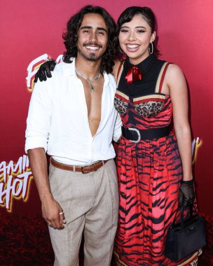 Michael Cimino ve Xochitl Gomez, 9 Haziran 2023 'te Hollywood Lejyon Tiyatrosu' ndaki Hollywood Amerikan Lejyon Karakolu 43 'te düzenlenen Searchlight Pictures' Flamin 'Hot' ın Los Angeles özel gösterimine geldiler.