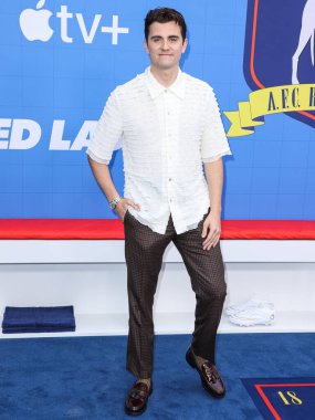 İngiliz aktör Billy Harris, Apple TV + Ted Lasso 'nun 3. Sezon FYC Kırmızı Halı' sına 10 Haziran 2023 'te ABD' nin Kuzey Hollywood, Los Angeles, Kaliforniya, ABD 'deki Televizyon Akademisi' ndeki Saban Medya Merkezi 'nde ulaştı.. 