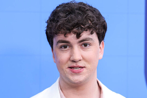 Английский актёр Чарли Хискок прибывает на "Тед Лассо" из Apple TV +, третий сезон FYC Red Carpet, состоявшийся в медиа-центре Saban Media Center при Академии телевидения 10 июня 2023 года в Северном Голливуде, Лос-Анджелес, Калифорния, США. 