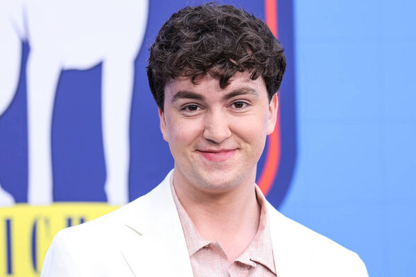 Английский актёр Чарли Хискок прибывает на "Тед Лассо" из Apple TV +, третий сезон FYC Red Carpet, состоявшийся в медиа-центре Saban Media Center при Академии телевидения 10 июня 2023 года в Северном Голливуде, Лос-Анджелес, Калифорния, США. 