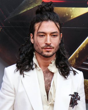 Amerikalı aktör Ezra Miller, 12 Haziran 2023 'te Hollywood, Los Angeles, Kaliforniya, ABD' deki TCL Çin Tiyatrosu IMAX 'te düzenlenen Warner Bros.' The Flash 'in Los Angeles prömiyerine geldi..