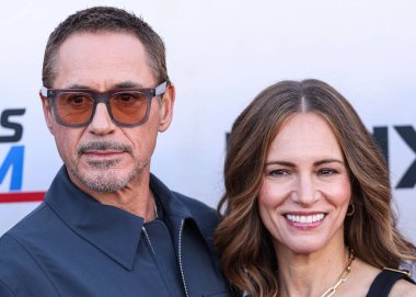 Aktör ve yapımcı Robert Downey Jr. ve eşi / Amerikan film yapımcısı Susan Downey, Los Angeles 'taki MAX' in Prömiyeri 'Downey' s Dream Cars 'sezonunun ilk sezonunu 16 Haziran 2023' te Los Angeles 'taki Petersen Otomotiv Müzesi' nde gerçekleştirdi.