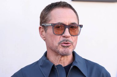 Amerikalı aktör ve yapımcı Robert Downey Jr., 16 Haziran 2023 'te Los Angeles, Kaliforniya, ABD' de bulunan Petersen Otomotiv Müzesi 'nde gerçekleştirilen' Downey 's Dream Cars' sezon 1 'dizisinin Los Angeles Premiere Of MAX' ine geldi.. 