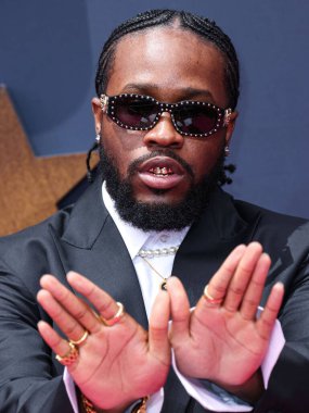 Shameik Moore, Los Angeles, Kaliforniya 'da 25 Haziran 2023 tarihinde Microsoft Theater' da düzenlenen BET Ödülleri 2023 'e ulaştı.. 