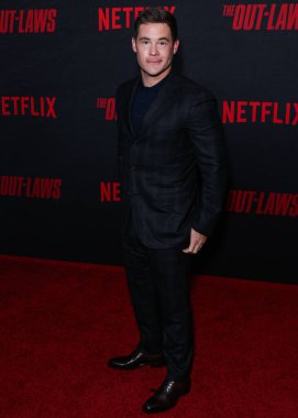 Amerikalı aktör, komedyen, şarkıcı, senarist ve yapımcı Adam DeVine, Netflix 'in 26 Haziran 2023' te Los Angeles, Kaliforniya, ABD 'de düzenlenen 