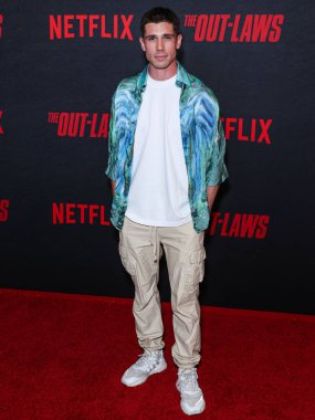 Kanadalı aktör ve model Tanner Novlan, Netflix 'in 26 Haziran 2023' te Los Angeles, Kaliforniya, ABD 'deki Regal LA Live' da gerçekleştirdiği 