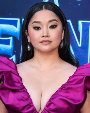 Christian Siriano 'yu giyen Amerikalı aktris ve YouTuber Lana Condor, 28 Haziran 2023' te Hollywood 'daki TCL Çin Tiyatrosu IMAX' te düzenlenen 'Ruby Gillman: Teenage Kraken' adlı Universal Pictures and DreamWorks Animasyonunun Los Angeles galasına geldi.