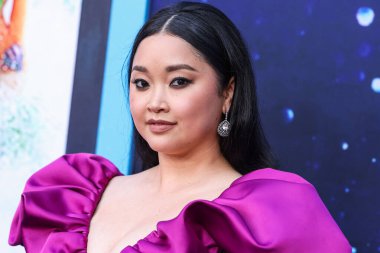 Christian Siriano 'yu giyen Amerikalı aktris ve YouTuber Lana Condor, 28 Haziran 2023' te Hollywood 'daki TCL Çin Tiyatrosu IMAX' te düzenlenen 'Ruby Gillman: Teenage Kraken' adlı Universal Pictures and DreamWorks Animasyonunun Los Angeles galasına geldi.