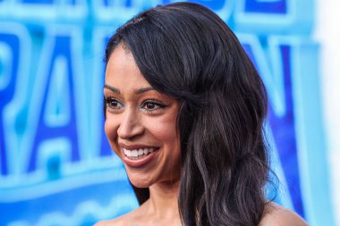 Amerikalı medya kişiliği ve aktris Liza Koshy, Los Angeles Universal Pictures and DreamWorks Animasyon 'un' Ruby Gillman: Teenage Kraken 'adlı filminin galasına 28 Haziran 2023' te Hollywood, Los Angeles 'taki TCL Çin Tiyatrosu IMAX' te geldi.