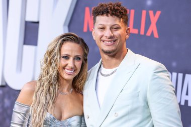 Brittany Mahouse ve Patrick Mahouse, Netflix 'in' Quarterback 'sezonunun Los Angeles Premiere' ine 11 Temmuz 2023 'te Hollywood, Los Angeles, Kaliforniya, ABD' de düzenlenen Netflix Tudum Theater 'a geldiler..