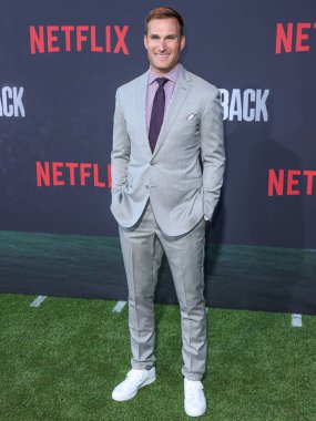 Ulusal Futbol Ligi 'nin Minnesota Vikings takımının Amerikan futbolcusu Kirk Cousins, Netflix' in 'Quarterback' sezonunun Los Angeles Premiere 'ine 11 Temmuz 2023' te Hollywood, Los Angeles 'ta düzenlenen Netflix Tudum Theater' da ulaştı.,