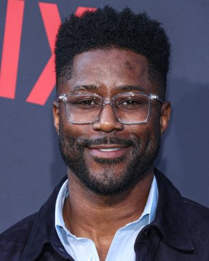 Amerikan-Kanadalı televizyon sunucusu Nate Burleson Netflix 'in' Quarterback 'sezonunun Los Angeles Premiere' ine 11 Temmuz 2023 'te Hollywood, Los Angeles, Kaliforniya, ABD' de düzenlenen Netflix Tudum Theater 'a geldi.. 