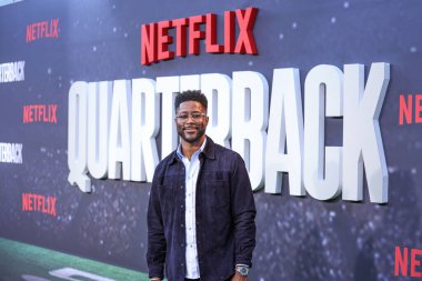 Amerikan-Kanadalı televizyon sunucusu Nate Burleson Netflix 'in' Quarterback 'sezonunun Los Angeles Premiere' ine 11 Temmuz 2023 'te Hollywood, Los Angeles, Kaliforniya, ABD' de düzenlenen Netflix Tudum Theater 'a geldi.. 