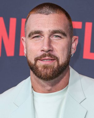 Ulusal Futbol Ligi 'nin Kansas City Chiefs oyuncusu Travis Kelce, Netflix' in 'Quarterback' sezonunun Los Angeles Premiere 'ine 11 Temmuz 2023' te Hollywood, Los Angeles 'taki Netflix Tudum Theater' da ulaştı.