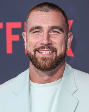 Ulusal Futbol Ligi 'nin Kansas City Chiefs oyuncusu Travis Kelce, Netflix' in 'Quarterback' sezonunun Los Angeles Premiere 'ine 11 Temmuz 2023' te Hollywood, Los Angeles 'taki Netflix Tudum Theater' da ulaştı.
