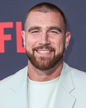 Ulusal Futbol Ligi 'nin Kansas City Chiefs oyuncusu Travis Kelce, Netflix' in 'Quarterback' sezonunun Los Angeles Premiere 'ine 11 Temmuz 2023' te Hollywood, Los Angeles 'taki Netflix Tudum Theater' da ulaştı.