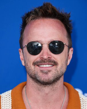 Amerikalı aktör ve yapımcı Aaron Paul, 27 Temmuz 2023 'te Elysian Park, Los Angeles, Kaliforniya, ABD' deki Dodger Stadyumu 'nda düzenlenen 10..