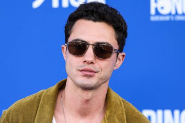 Amerikalı aktör Darren Barnet, 27 Temmuz 2023 'te Elysian Park, Los Angeles, Kaliforniya, ABD' de düzenlenen Dodger Stadyumu 'nda düzenlenen 10..