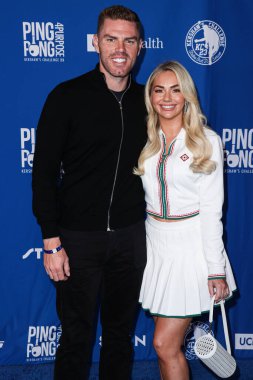 Freddie Freeman ve Chelsea Freeman, 27 Temmuz 2023 'te Dodger Stadyumu' nda düzenlenen 10. yıllık Ping Pong 4 Yardım Etkinliği Turnuvası 'na katıldılar..