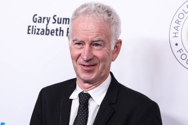 Amerikalı eski profesyonel tenisçi John McEnroe, 18 Ağustos 2023 'te Beverly Hilton Oteli' nde düzenlenen 23. Harold ve Carole Pompa Vakfı Galası 'na geldi.. 