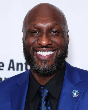 Amerikalı eski profesyonel basketbolcu Lamar Odom, 18 Ağustos 2023 'te Beverly Hilton Oteli' nde düzenlenen 23. Harold ve Carole Pompa Vakfı Galasına geldi.. 