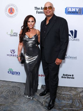 Rebecca Villalobos ve David Justice, 18 Ağustos 2023 'te Beverly Hilton Oteli' nde düzenlenen 23. Harold ve Carole Pompa Vakfı Galasına geldiler.. 