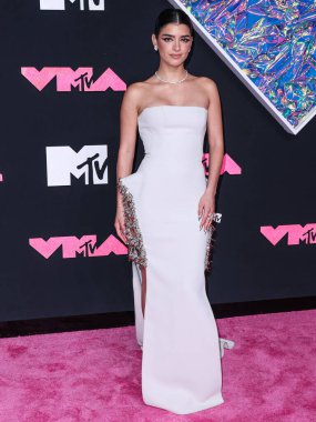 Dixie D 'Amelio, 12 Eylül 2023 tarihinde Newark, New Jersey, ABD' de Prudential Center 'da düzenlenen 2023 MTV Video Müzik Ödülleri' ne ulaştı..