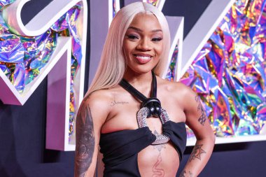 GloRilla arrives at the 2023 MTV Video Music Awards held at the Prudential Center on September 12, 2023 in Newark, New Jersey, United States.