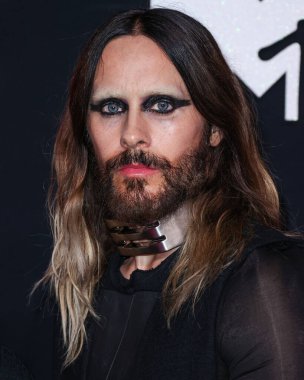 Jared Leto, 12 Eylül 2023 tarihinde Newark, New Jersey, ABD 'de Prudential Center' da düzenlenen 2023 MTV Video Müzik Ödülleri 'ne ulaştı..