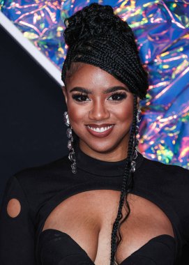 Kennedy-rue McCullough, 12 Eylül 2023 tarihinde Newark, New Jersey, ABD 'de Prudential Center' da düzenlenen 2023 MTV Video Müzik Ödülleri 'ne ulaştı..