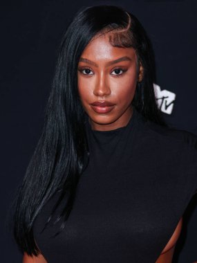 Raven Tracy, 12 Eylül 2023 tarihinde Newark, New Jersey, ABD 'de Prudential Center' da düzenlenen 2023 MTV Video Müzik Ödülleri 'ne ulaştı..