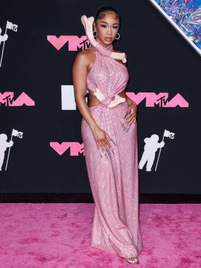 Saweetie Area Couture elbisesi giyen Saweetie, 12 Eylül 2023 'te Newark, New Jersey, ABD' deki Prudential Center 'da düzenlenen 2023 MTV Video Müzik Ödülleri' ne geldi..