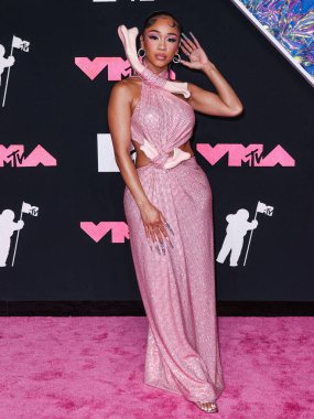 Saweetie Area Couture elbisesi giyen Saweetie, 12 Eylül 2023 'te Newark, New Jersey, ABD' deki Prudential Center 'da düzenlenen 2023 MTV Video Müzik Ödülleri' ne geldi..