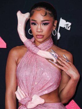 Saweetie Area Couture elbisesi giyen Saweetie, 12 Eylül 2023 'te Newark, New Jersey, ABD' deki Prudential Center 'da düzenlenen 2023 MTV Video Müzik Ödülleri' ne geldi..